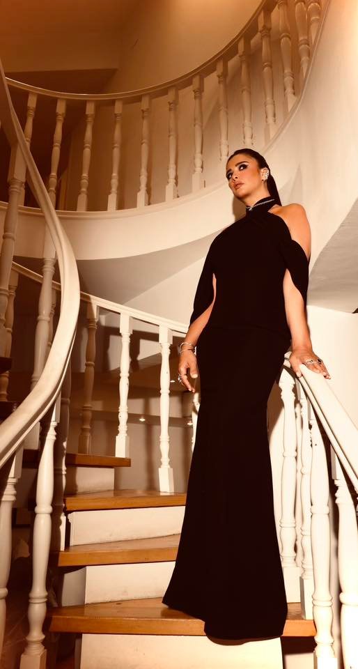 ياسمين عبد العزيز 