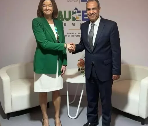 وزير الخارجية