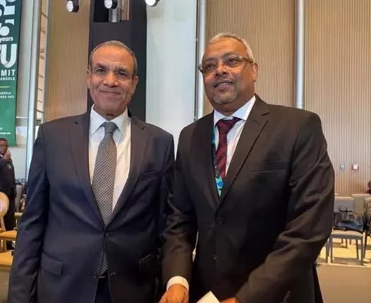 وزير الخارجية والهجرة