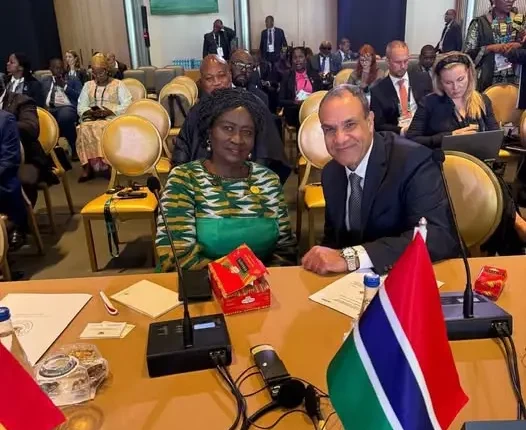 وزير الخارجية